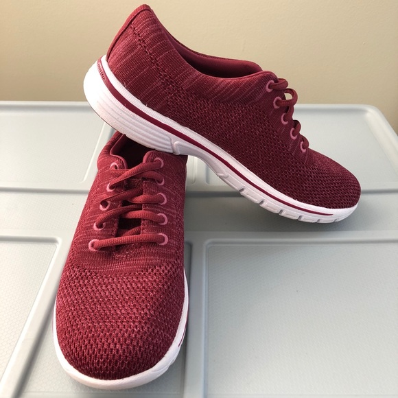 bass propel sneakers